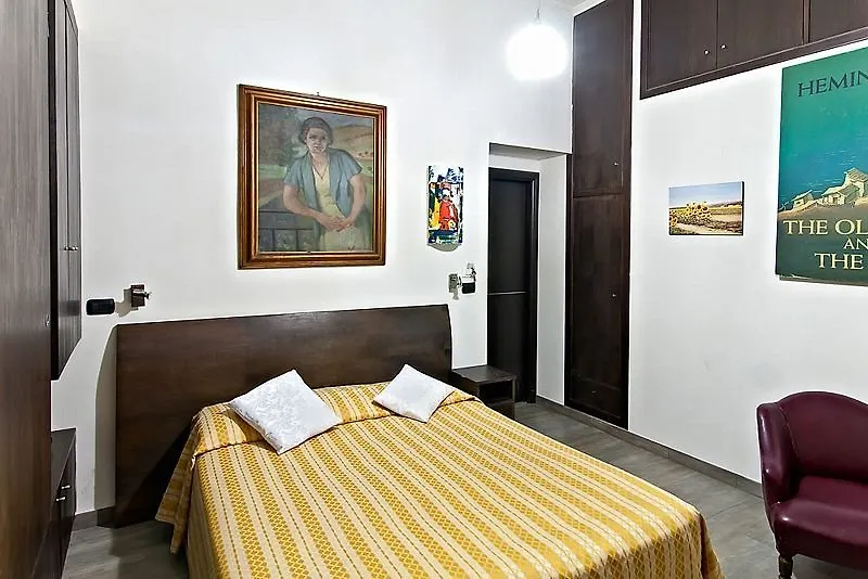 Collina Suites Roma 2*,