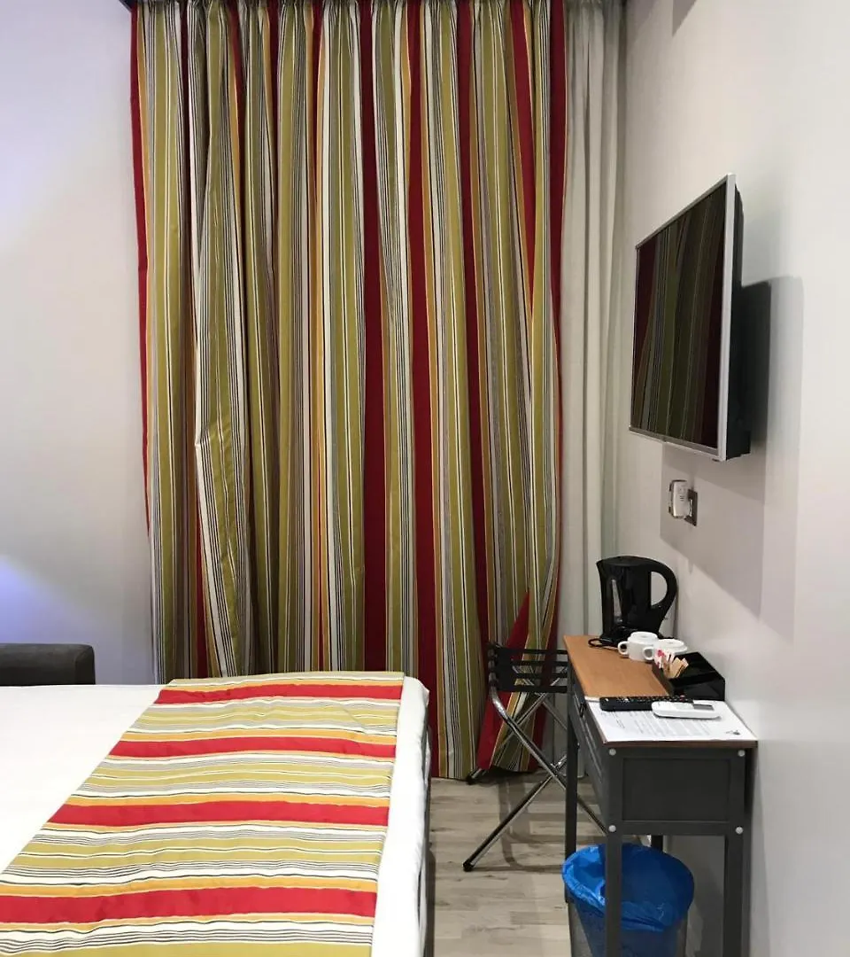 Collina Suites Roma Affittacamere