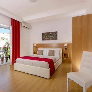 Гостевой дом Aurelia 429 Fine Town House